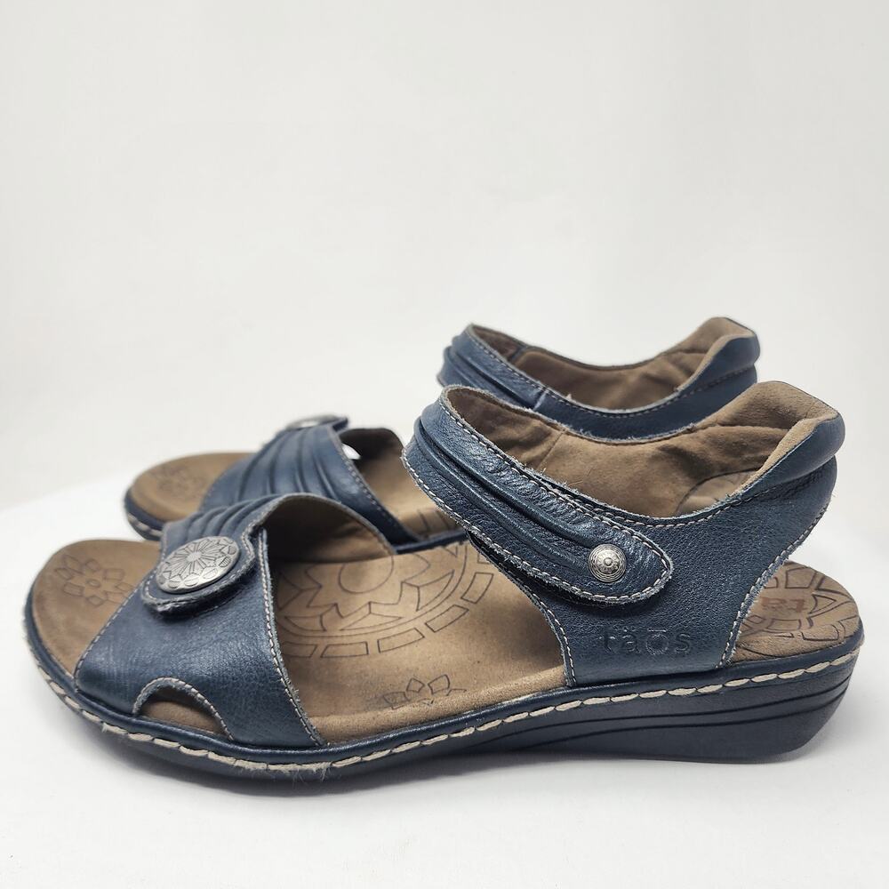 Taos Escape Sandal Women 9 Blue Leather Comfort Low Wedge Medallion ESC-11731 - Picture 5 of 13